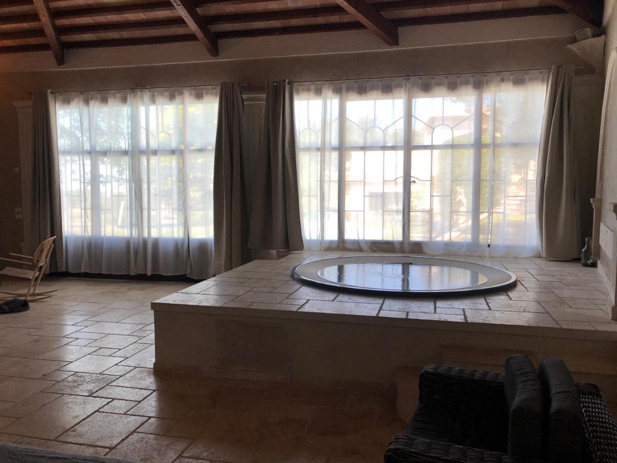 Hotel Le Pool House - Private Jacuzzi - Mas Des Sous Bois Ventabren Exterior foto